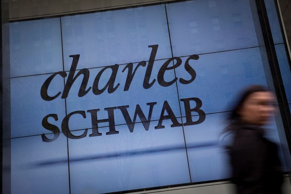 Charles Schwab says it settled SEC suit on reporting failures ...